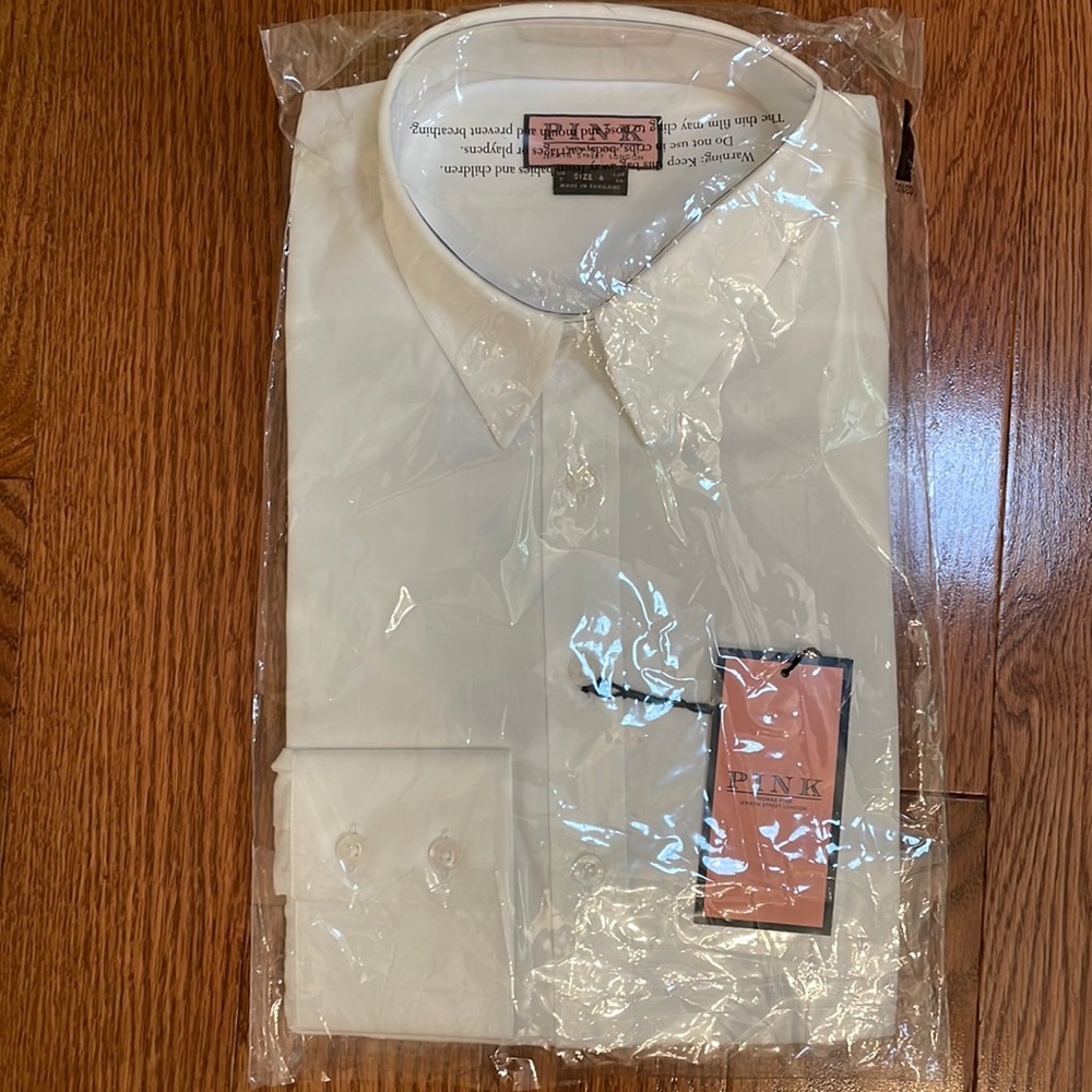 Thomas Pink white shirt US size 2 (new with tags)